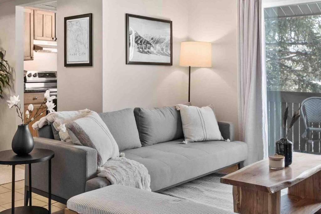 Cozy Top Floor Condo With Mountain Views Park City Exterior foto